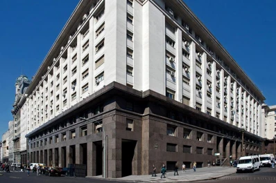 Economía logró un financiamiento de $ 391.161 millones hasta julio