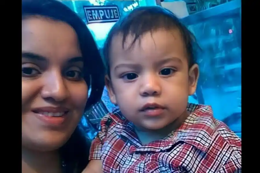 DESAPARECIDOS. Milagros Avellaneda y su hijo pequeño, Benicio.