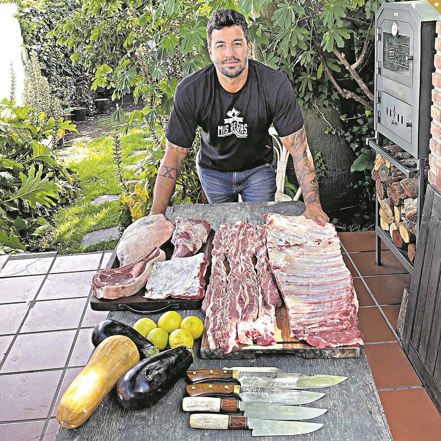 Todo sobre el asado: rituales ante la parrilla, sea o no domingo - Vimarsana News