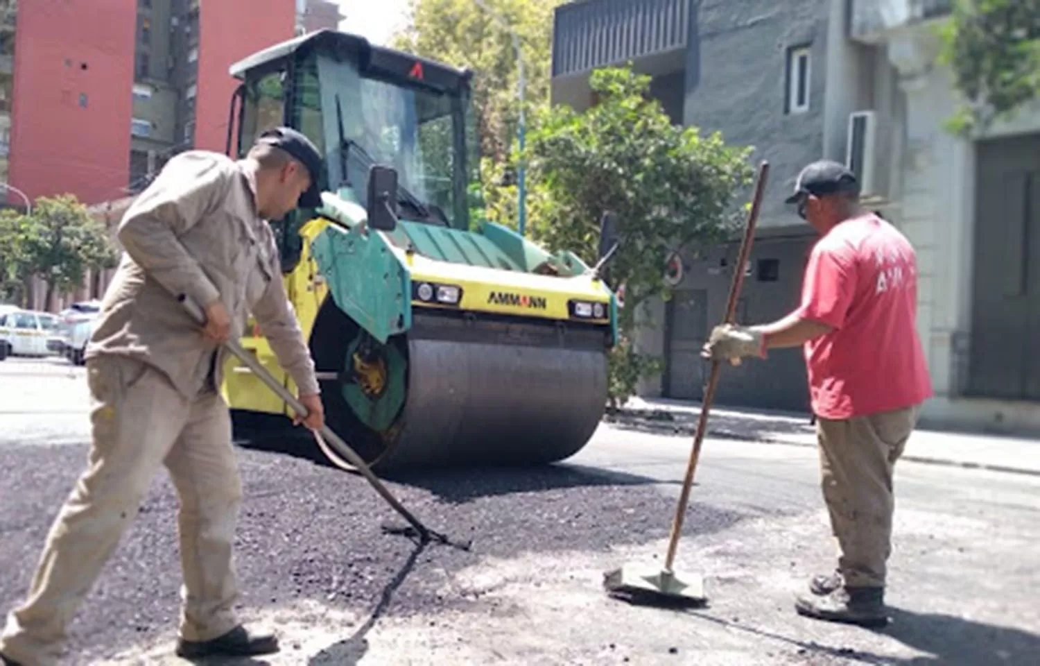 Repavimentación: reparan calles de barrio Norte