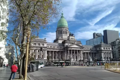 Lazos familiares y desigualdad ante la ley reflotan la noción de “casta política”