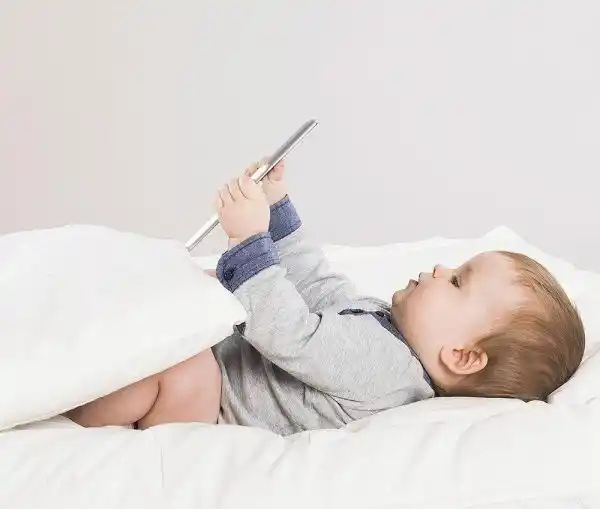 Mitos y verdades sobre el tiempo que los niños pasan con las pantallas