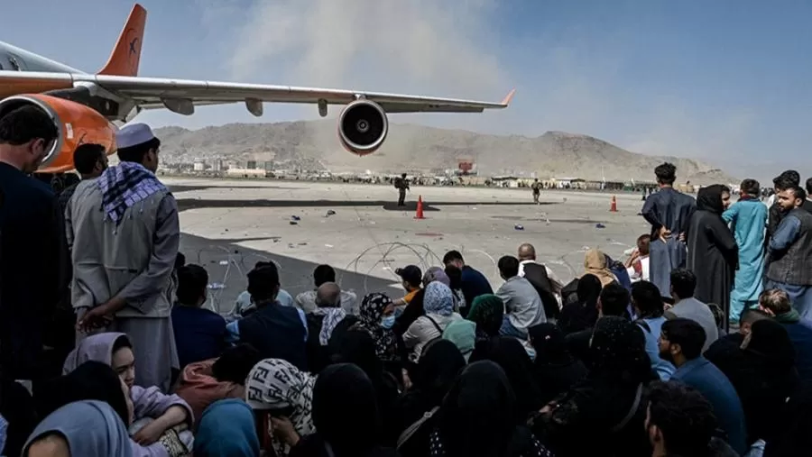EEUU ordenó a las aerolíneas comerciales asistir en la evacuación de Afganistán