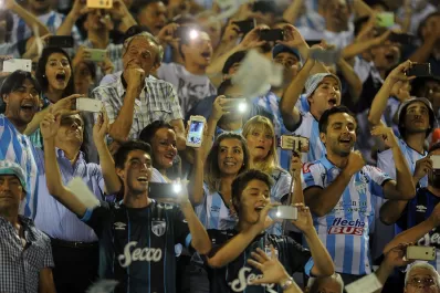 Las claves para entender cómo será el regreso de los hinchas a los estadios