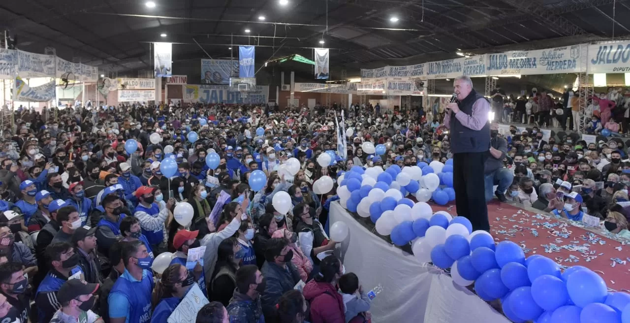 MASIVA CONCURRENCIA. Más de 9.000 personas asistieron al acto encabezado por Jaldo, según los organizadores. Foto: Prensa HLT