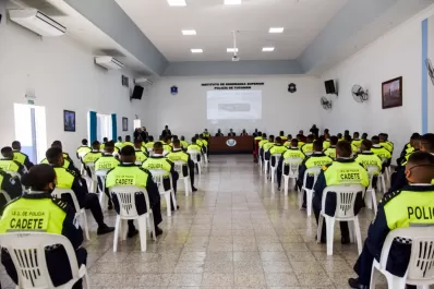 Cadetes e instructores de Policía se capacitan en la investigación de delitos en línea contra niños