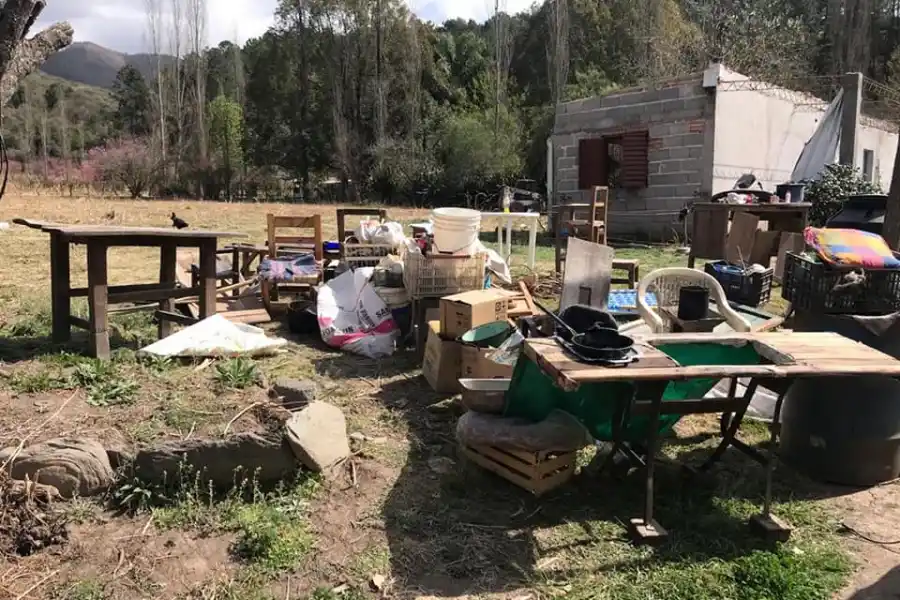 Desalojaron a un hombre de 88 años en territorio Diaguita