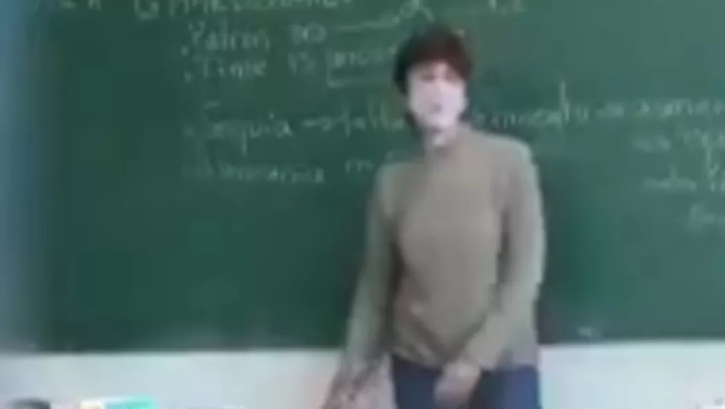 Video polémico: una docente K quiso adoctrinar a los estudiantes y fue suspendida