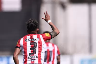 San Martín: hincha vestido de jugador