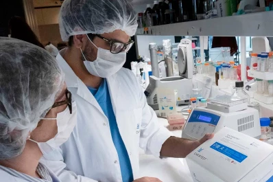 Anmat aprobó un test rápido de anticuerpos para covid-19 creado en Argentina: cómo funciona