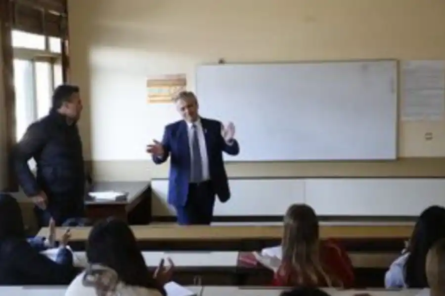 Video polémico: Alberto Fernández defendió a la profesora K por adoctrinar a los estudiantes