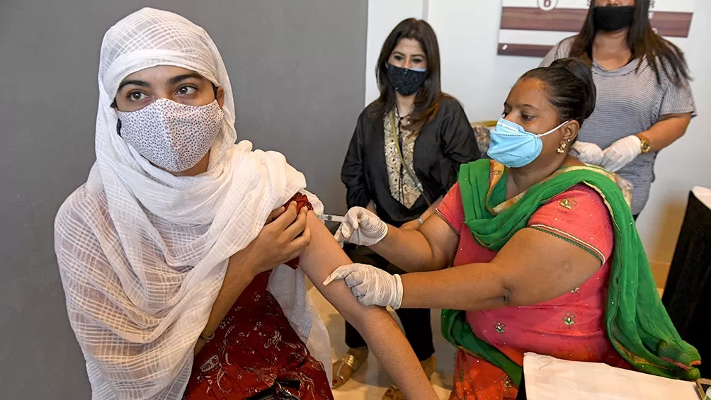 Coronavirus: India inmunizó a 10 millones de personas en un solo día