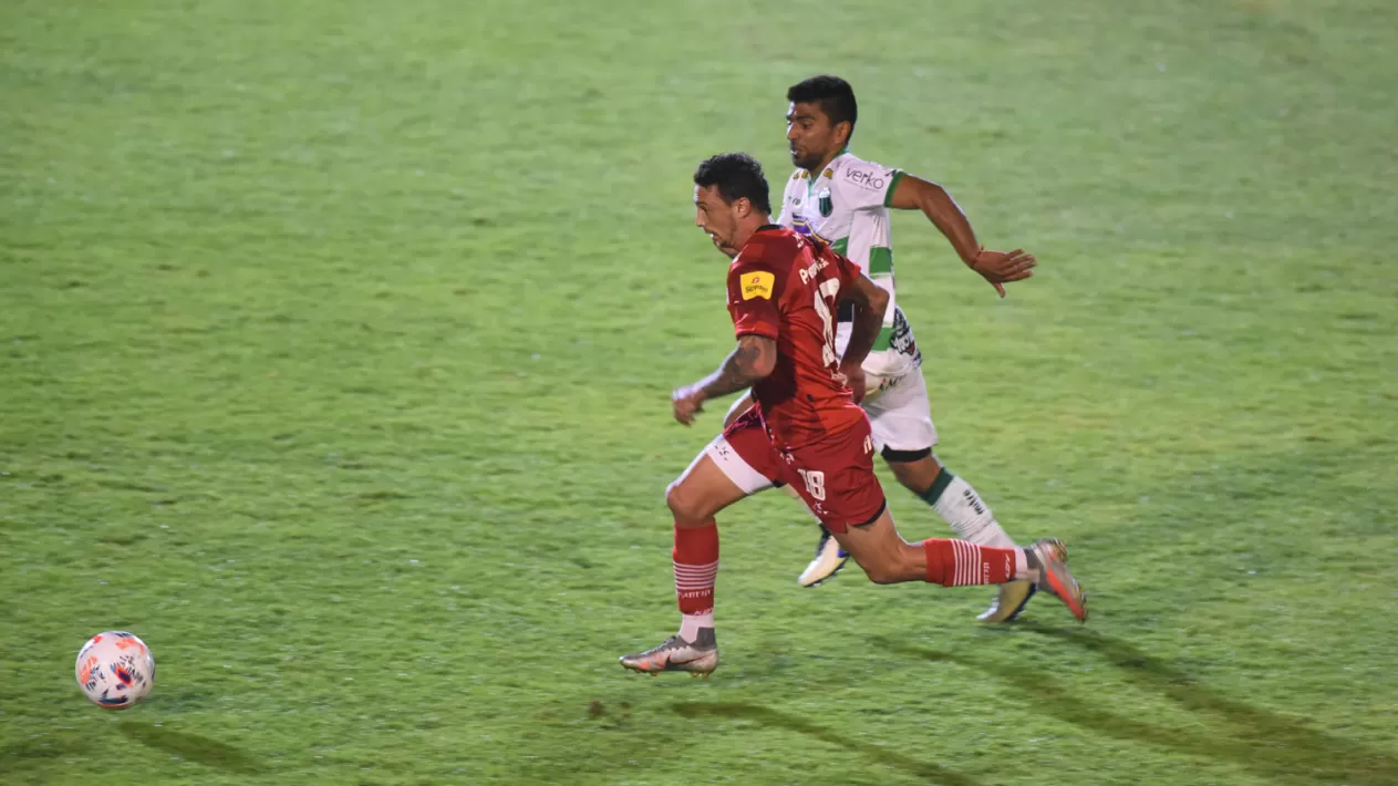 CAMBIO DE RITMO. Daniel González aportó desequilibrio y el gol que selló el resultado.