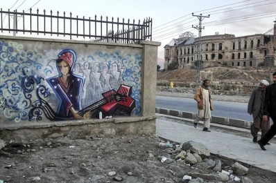 La tragedia afgana se denuncia artísticamente en las redes sociales