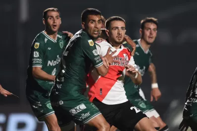 River le ganó sobre el final a Sarmiento con un gol de Enzo Pérez