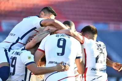 San Lorenzo estuvo inspirado y volvió al triunfo ante Patronato