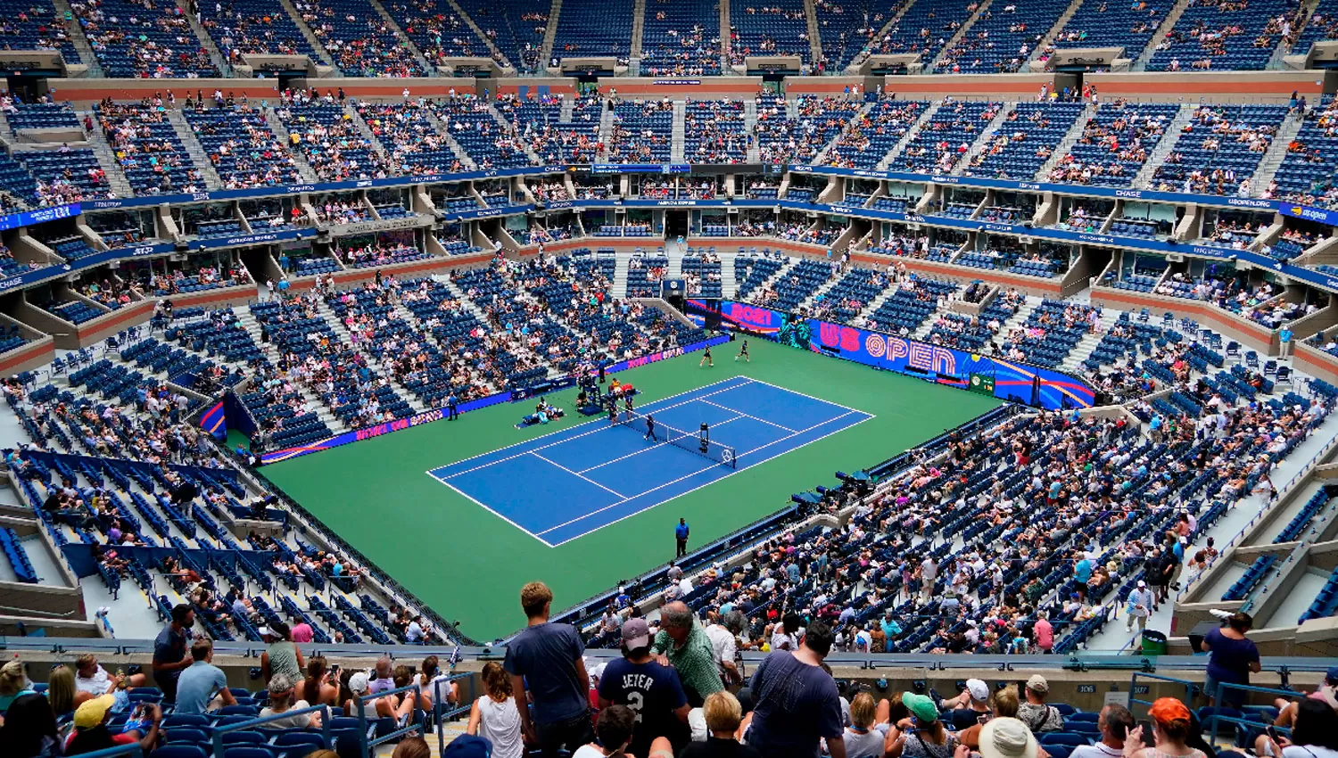 IMPONENTE. El estadio Arthur Ashe es el escenario central del USTA Billie King National Center, la sede del US Open.