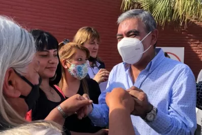 Sánchez y Campero no pueden enfrentarlo a Manzur, porque les paga los sueldos, dijo Alfaro