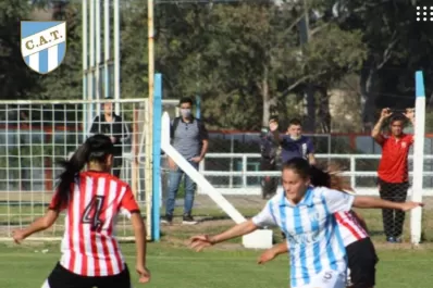 Fútbol femenino: Atlético Celeste, dueño del clásico y de la punta