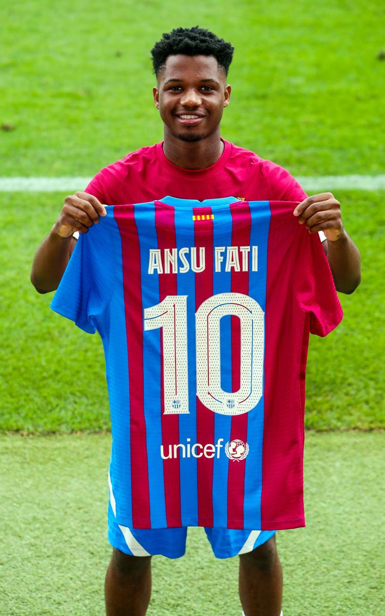 Ansu Fati con la 10 de Barça.
