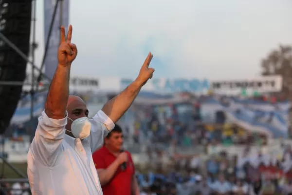 Nuestros candidatos caminan con los vecinos toda la provincia, afirmó Manzur