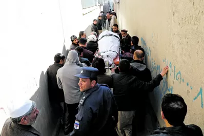 Perseguidas u obligadas a casarse, las afganas temen por sus vidas