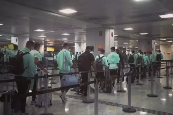 La Selección llegó a Sao Paulo para enfrentar a Brasil