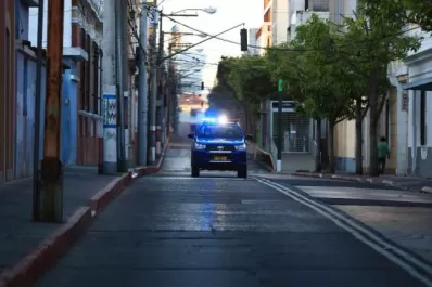 Guatemala comenzó a aplicar el toque de queda por el aumento de casos de covid-19