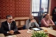 Apoyo de Dietrich a Alfaro: “reglas claras: todos piden licencia o nadie la pide”