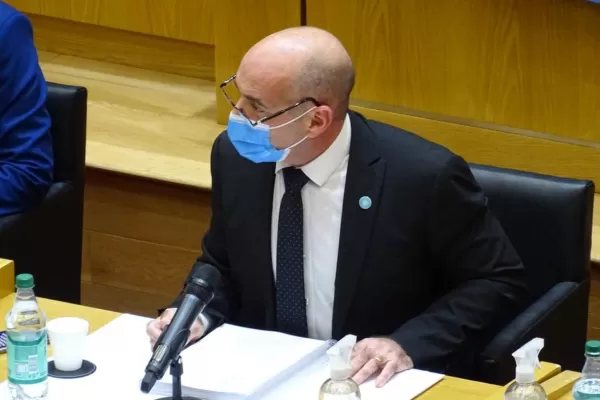 Interpelación a Lichtmajer: la comisión legislativa rechazó el informe por argumentos falaces
