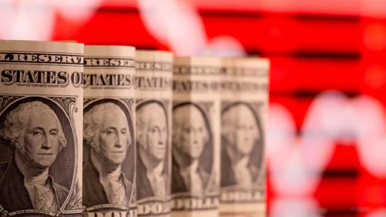 El dólar blue subió a $ 187 y alcanza valores máximos en el año  