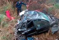 Córdoba: desbarrancó un auto y murieron dos nenas