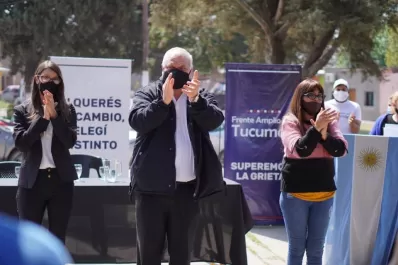 En la Plaza Independencia, el Frente Amplio por Tucumán cierra su campaña