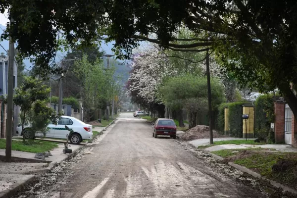 Violento robo de un auto en Yerba Buena