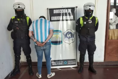 Un motociclista acuchilló al joven conductor de un auto