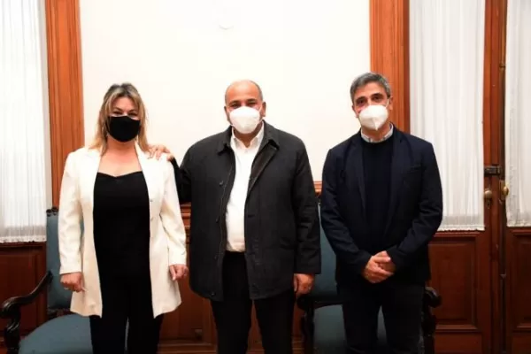 Yedlin negó que Manzur lo haya elegido como precandidato por ser su amigo