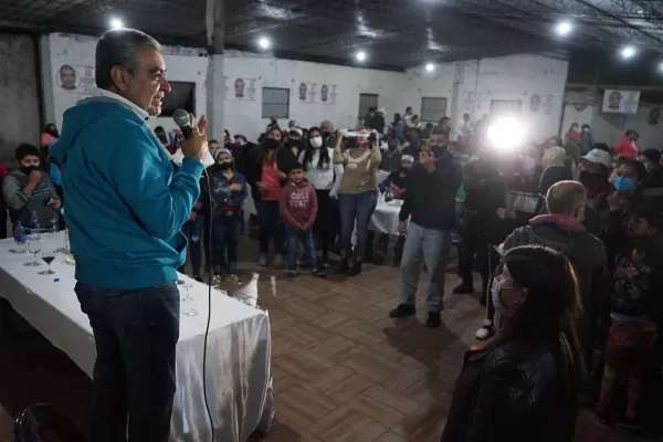Alfaro instó a “votar con la razón y el corazón para lograr el cambio que necesita Tucumán”