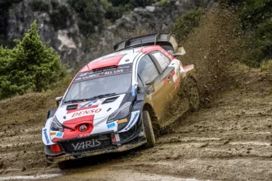Rally mundial: en el regreso a Grecia, lidera Ogier
