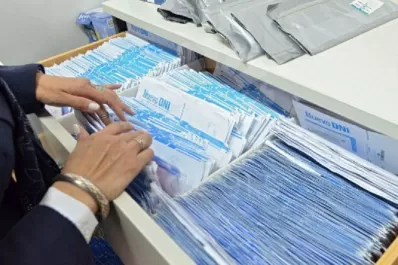 Hay cerca de 10.000 DNI en el Registro Civil sin entregar: hasta qué hora se lo puede retirar