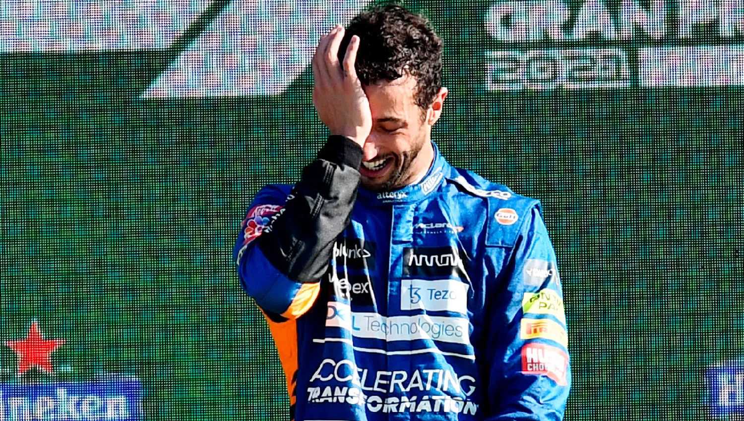 INCRÉDULO. El australiano Ricciardo consiguió su primera victoria con McLaren.