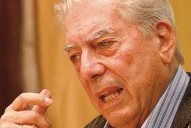 Mario Vargas Llosa es internado por covid en Madrid