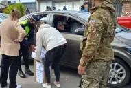 Sacaron la urna para que vote una mujer en el barrio Vial