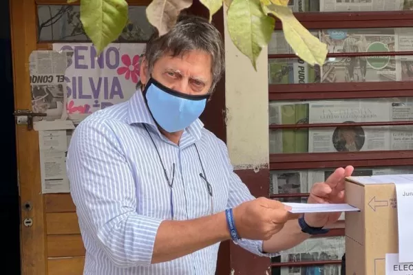 Ricardo Bussi votó y llamó a los tucumanos a acudir a las urnas
