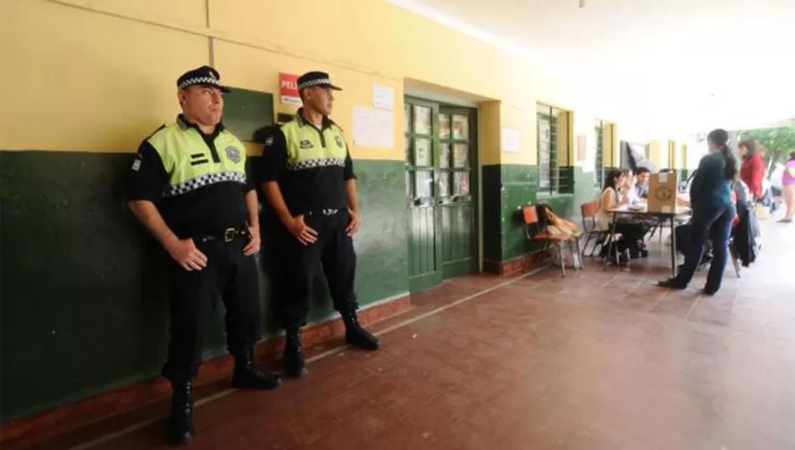 DETENIDOS. Recapturan a 15 prófugos que se presentaron a votar en Tucumán.