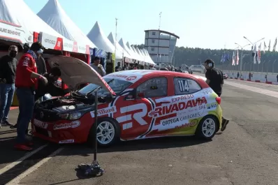 Automovilismo: el objetivo es pelear arriba