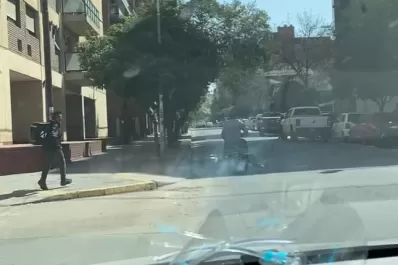 Video: así le robaron a un repartidor en Barrio Norte