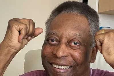 Pelé: me estoy recuperando muy bien