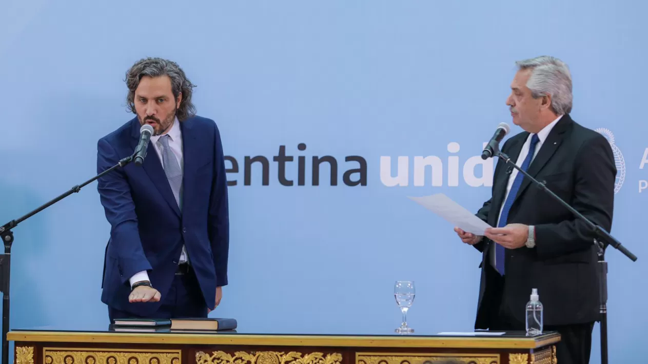 ASUNCIÓN. Santiago Cafiero jura como nuevo Canciller, ante Alberto Fernández.
