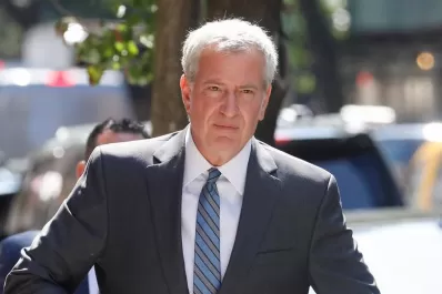 El alcalde de Nueva York criticó a Bolsonaro por viajar a EEUU sin estar vacunado