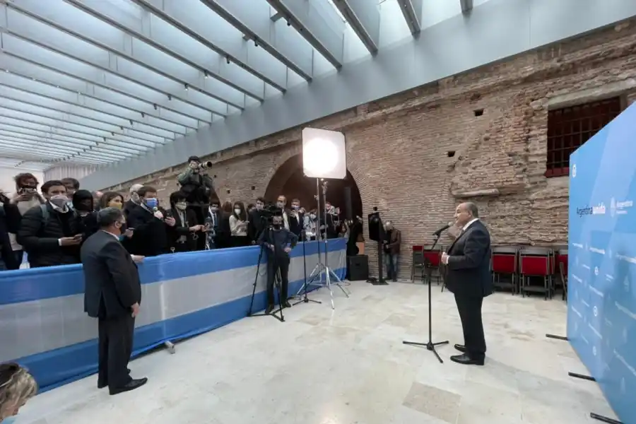 Los tucumanos coparon la Casa Rosada para acompañar a Manzur en la jura